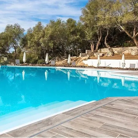 Magnifique Appt 85m2, Terrasses 30m2, Piscine, Tennis شقة بورتو فيكشْيو